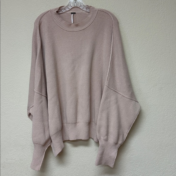 Free People Women's  east street blush pullover Sweater Size L - Picture 2 of 4
